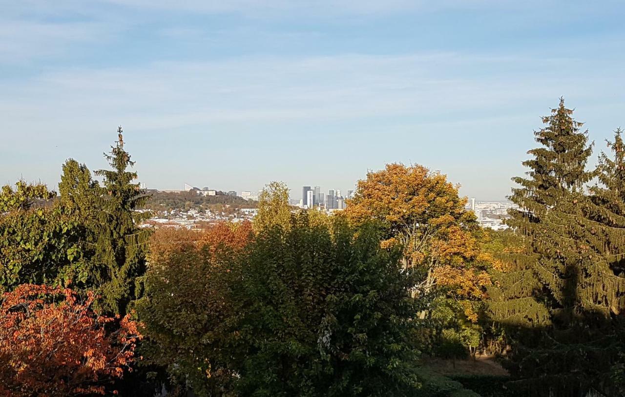Appartement Meuble Garches Buitenkant foto