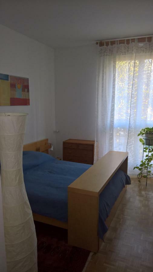 Appartement Meuble Garches Buitenkant foto